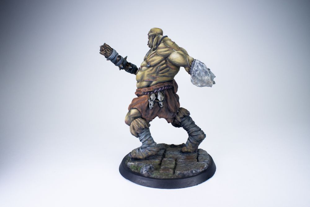 Glarack: O moedor de Ossos.