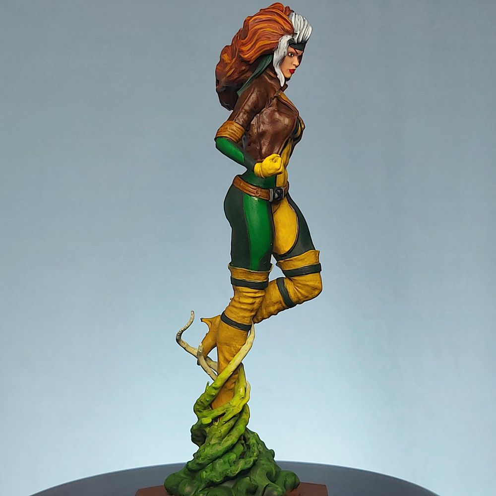 Vampira / Rogue