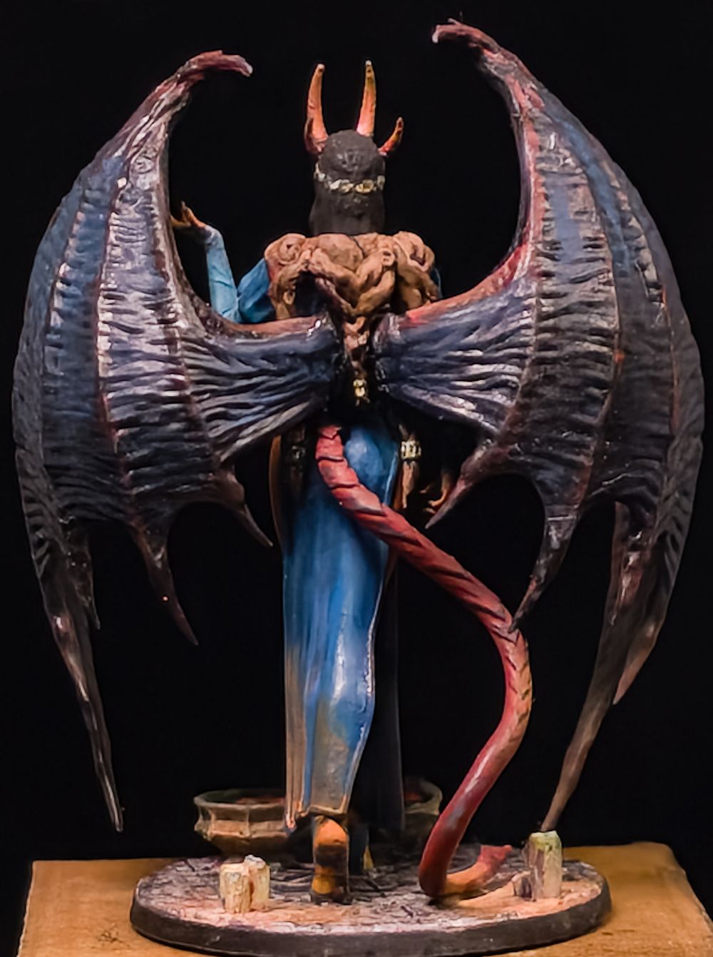 Zinora, the Temptress of Hearts