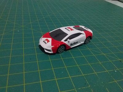 Lamborghini Huracan Malboro - Customização
