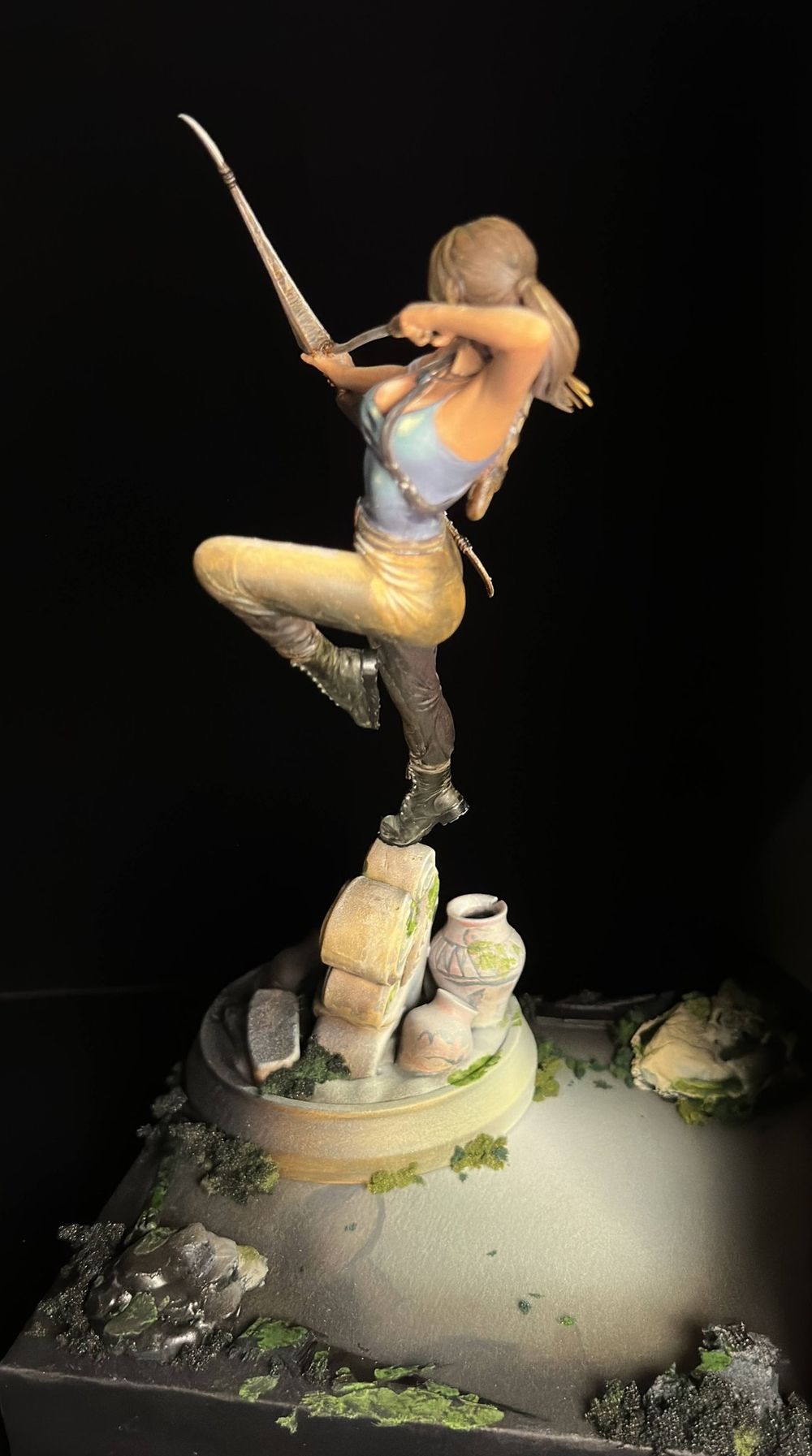 Lara Croft e o Enigma das Ruínas Radiantes