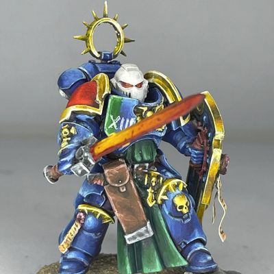 17 - Ultramarine bladeguard veteran