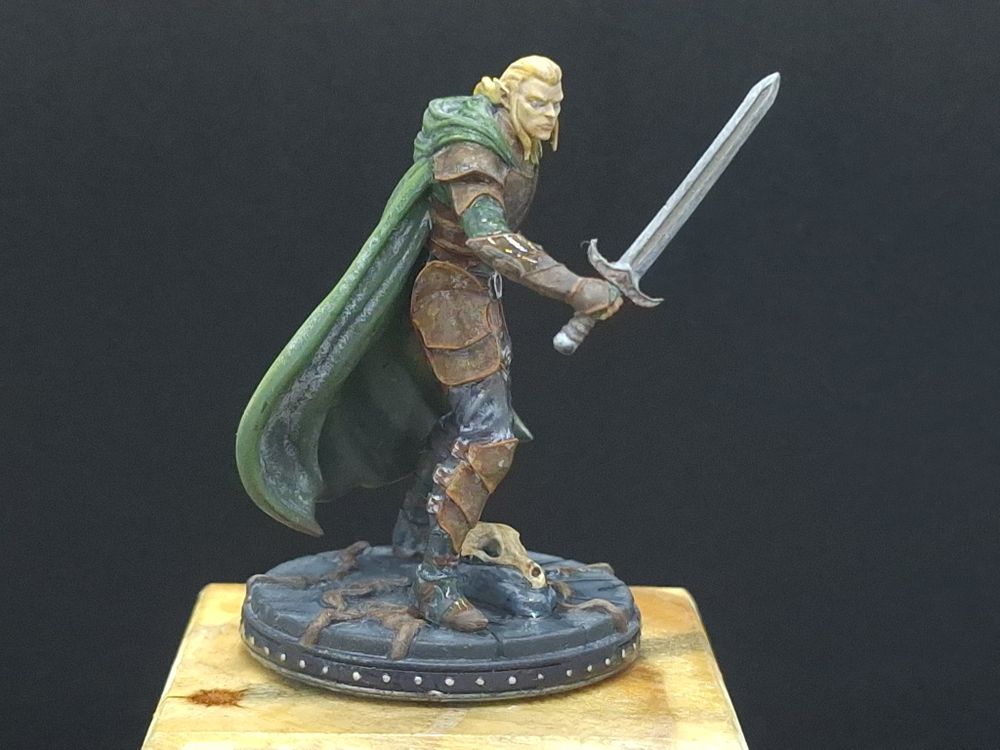 Augur, Elfo guerreiro – Primal Collectibles