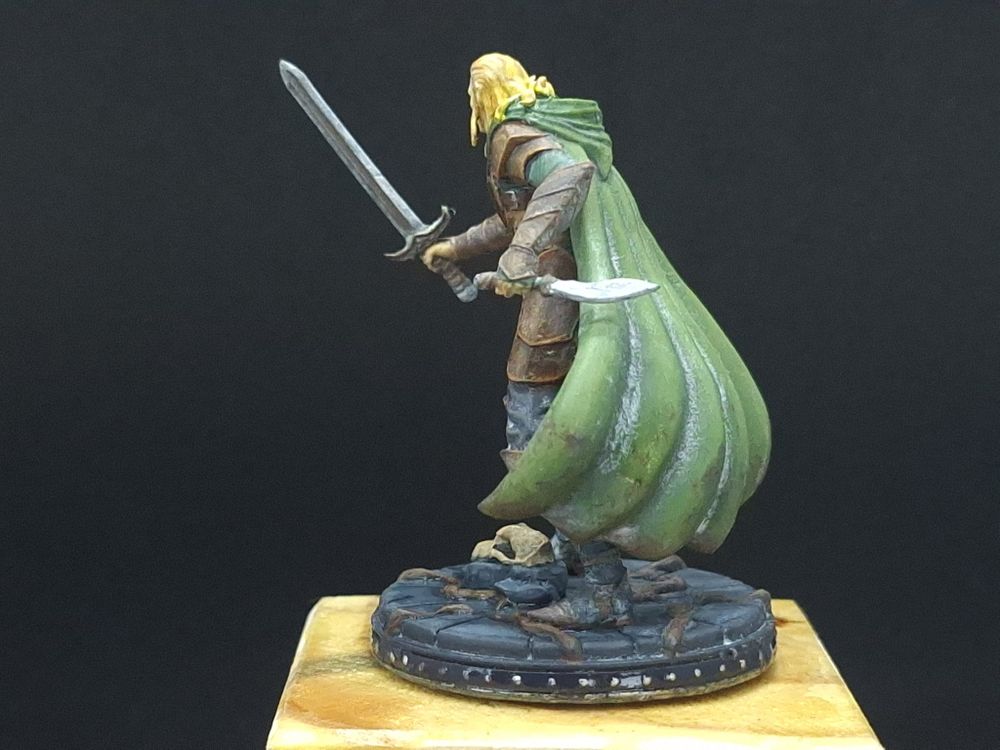 Augur, Elfo guerreiro – Primal Collectibles