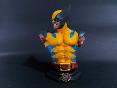 Wolverine bust