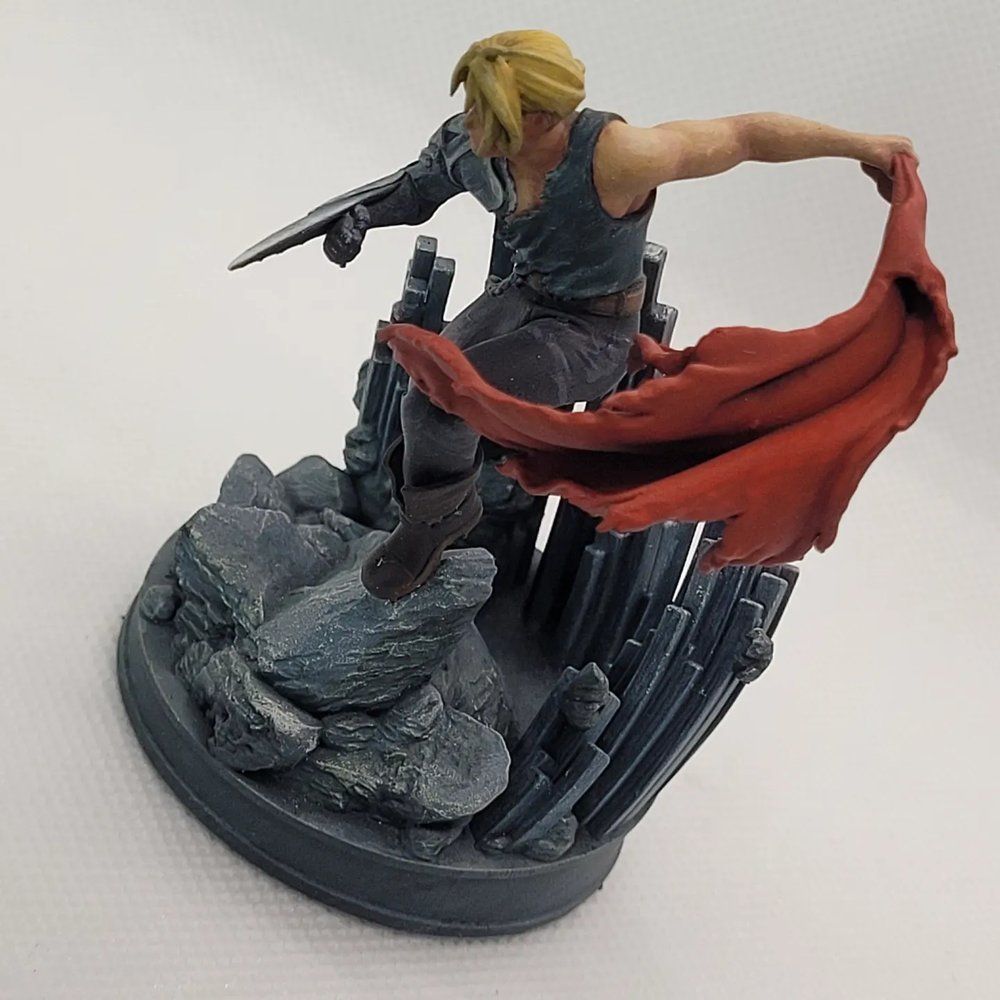 Edward Elric - nom nom figures