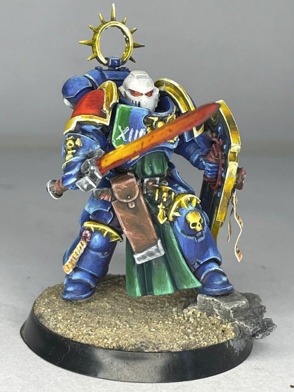 17 - Ultramarine bladeguard veteran