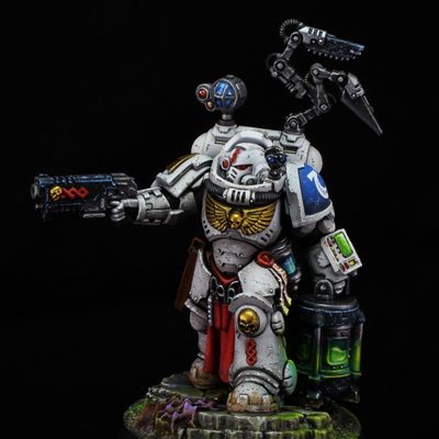 Apothecary Biologis - Space Marines