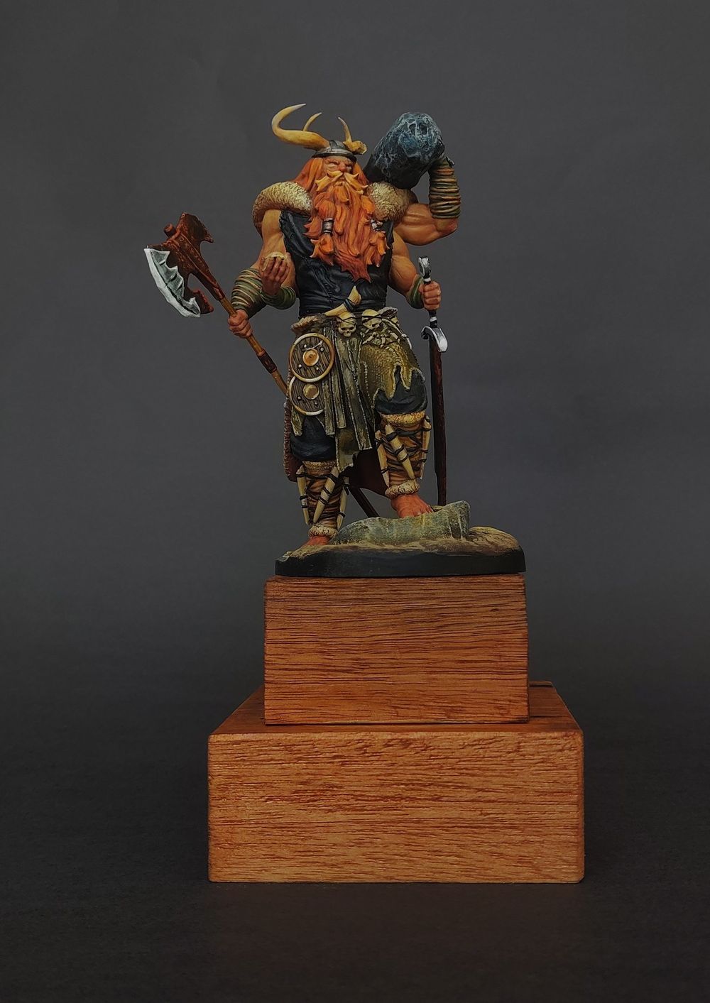 Giant Skjall