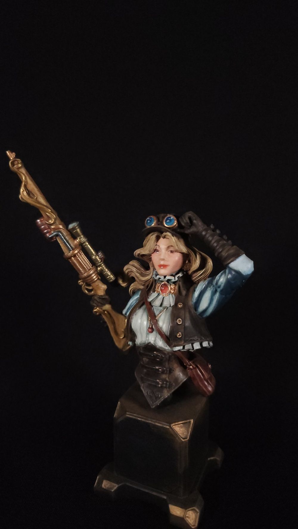 Elisabeth Wattson Bust