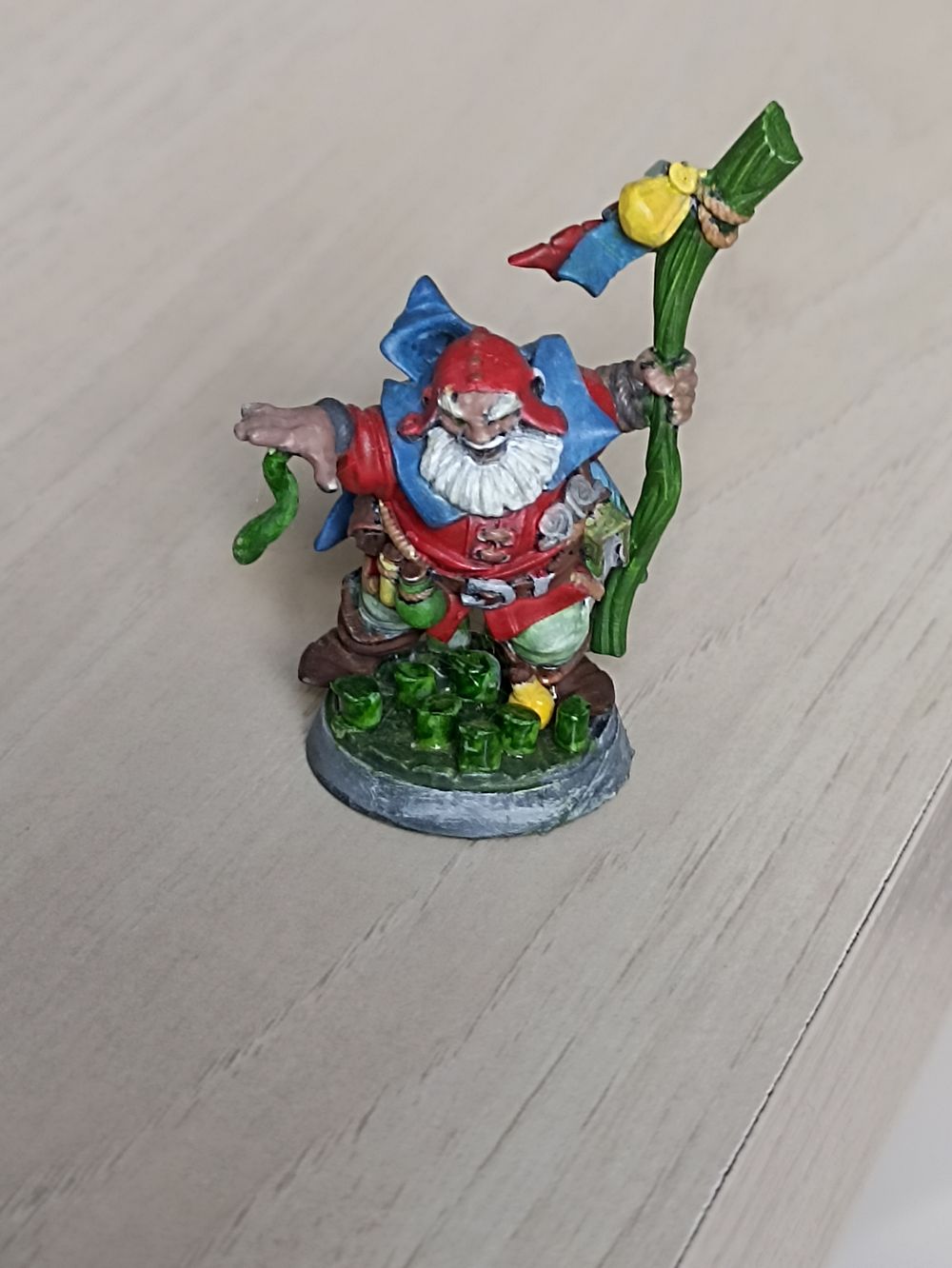 Anão dominador de magia