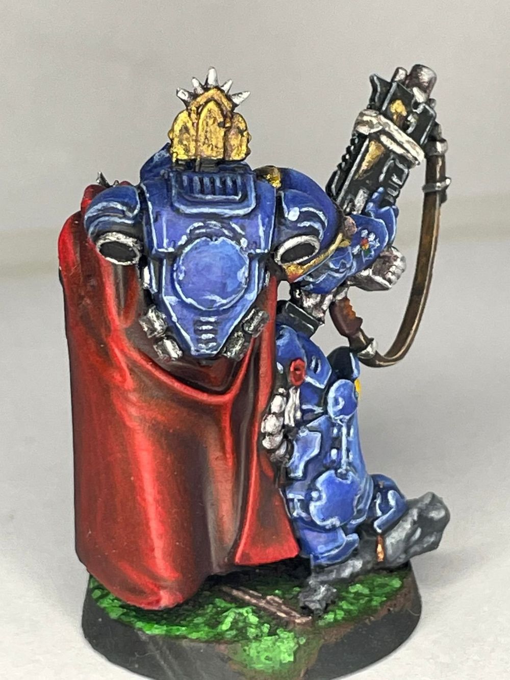 12 - Ultramarine captain