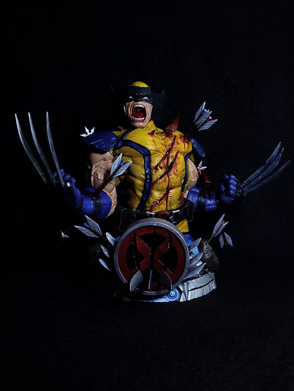 Wolverine Busto