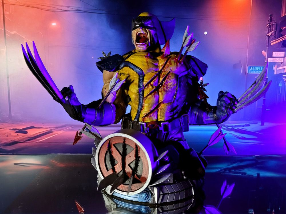 Wolverine Busto