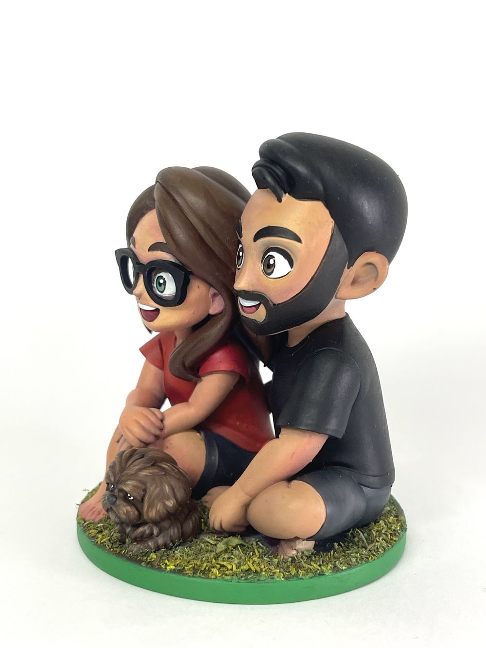 Casal Chibi e seu cachorro Chiwe