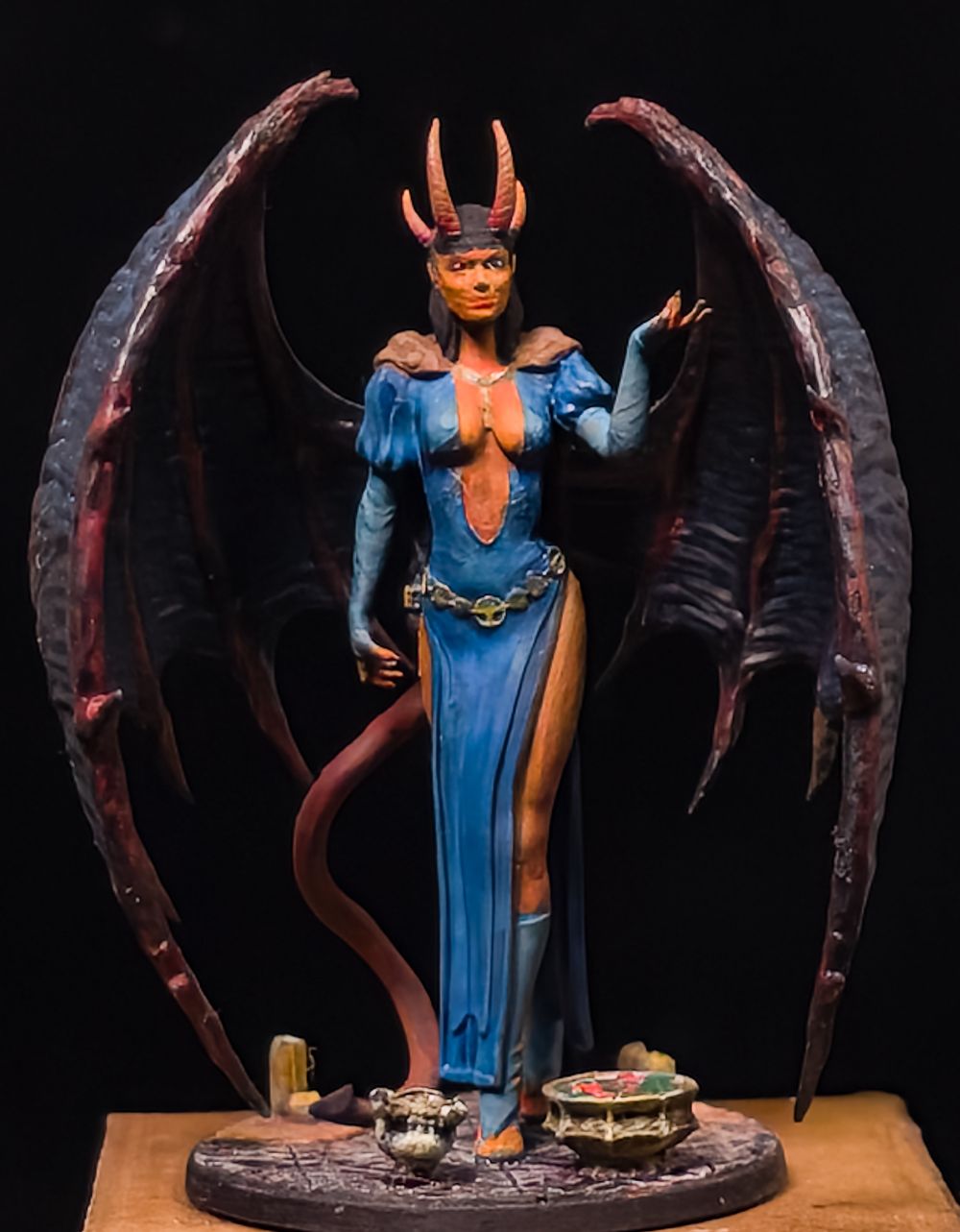 Zinora, the Temptress of Hearts