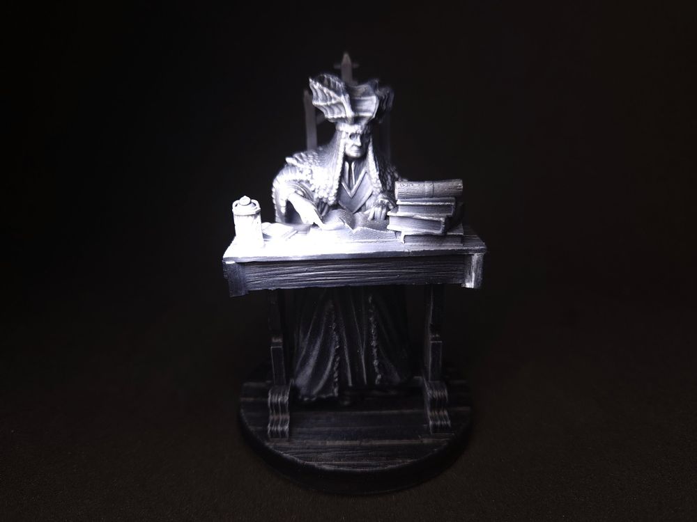 Draconian Loremaster