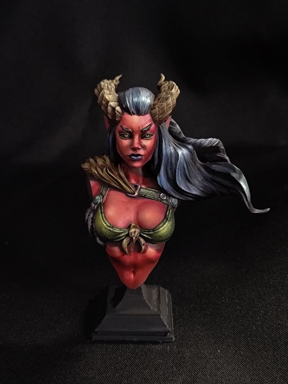 Lysera the Tiefling Druid