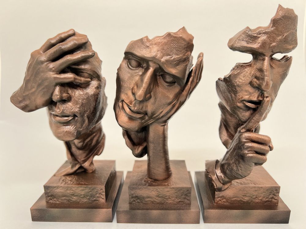 3 Faces