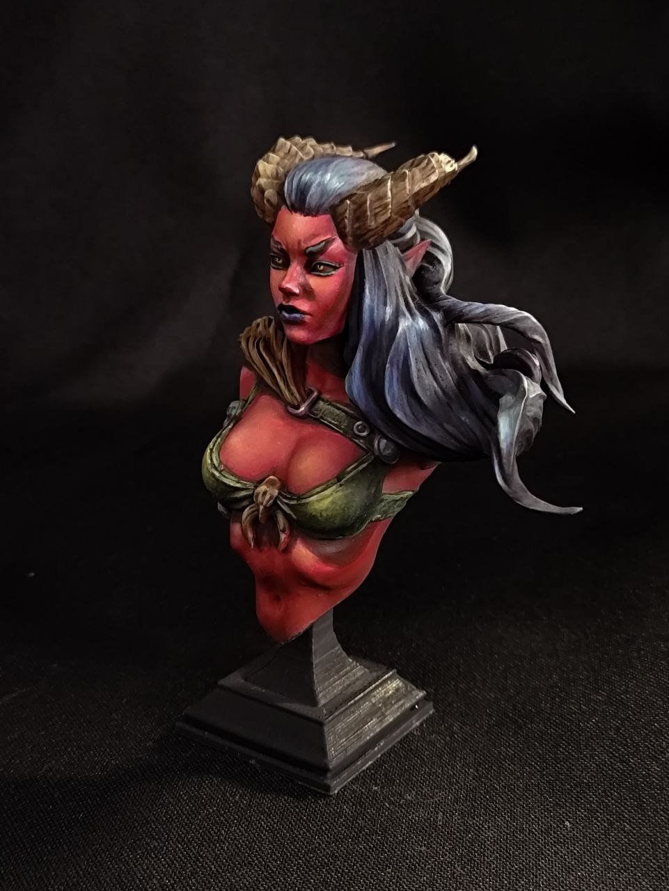 Lysera the Tiefling Druid