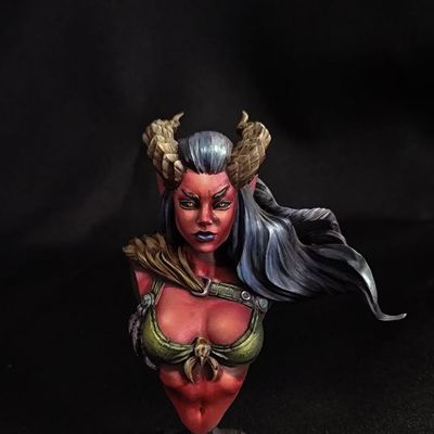 Lysera the Tiefling Druid